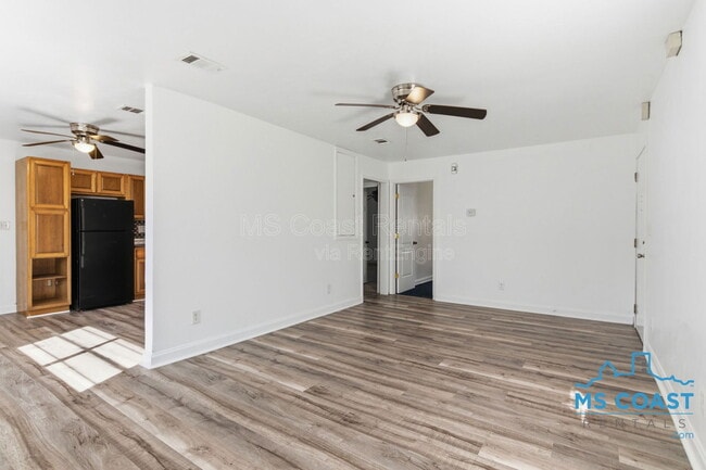 Building Photo - 3007 Meteor St