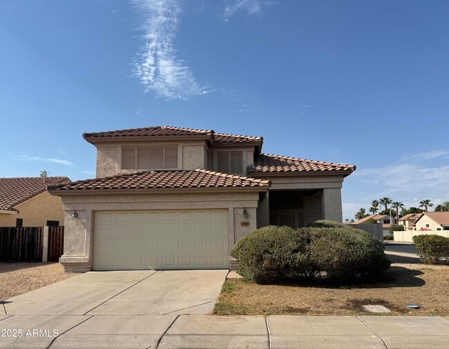 Primary Photo - 1266 W Kingbird Dr