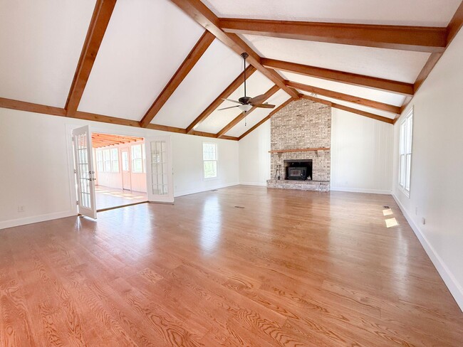 Building Photo - Private 5-Bedroom Dream Home with Creek, Pond & 3 Levels of Living Space