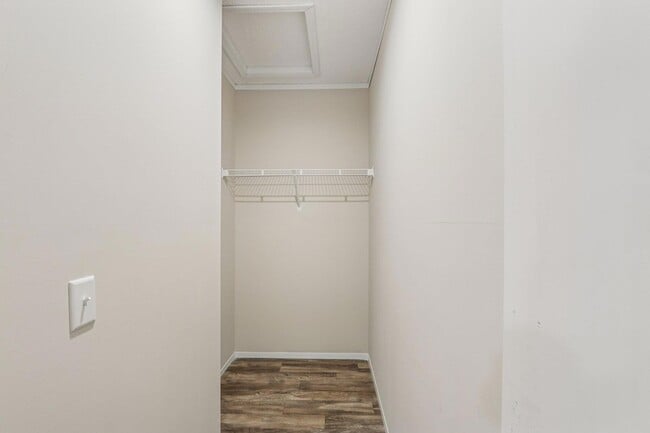 Building Photo - 4704 47th Ave