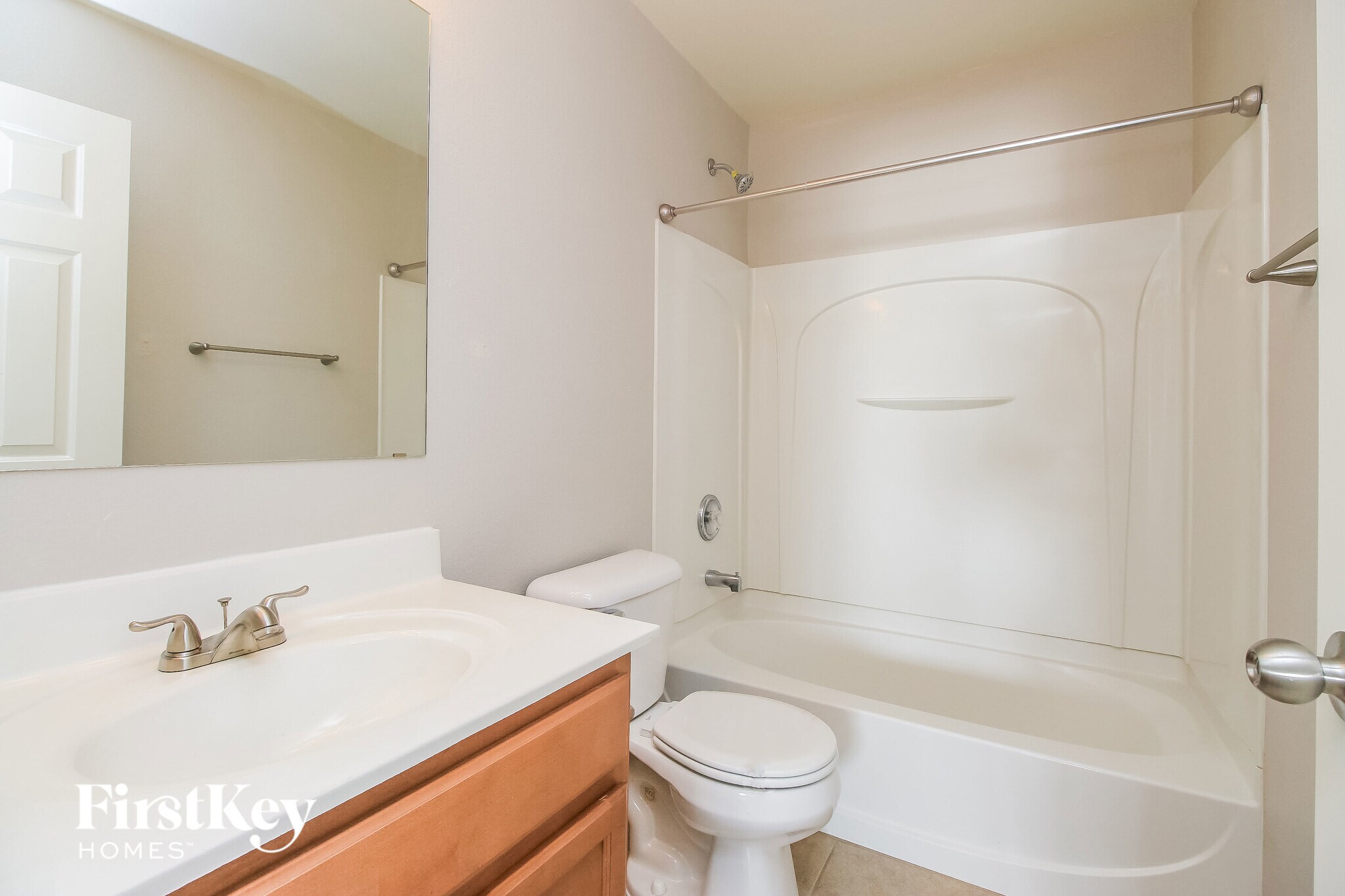 Building Photo - 1858 E Omega Dr