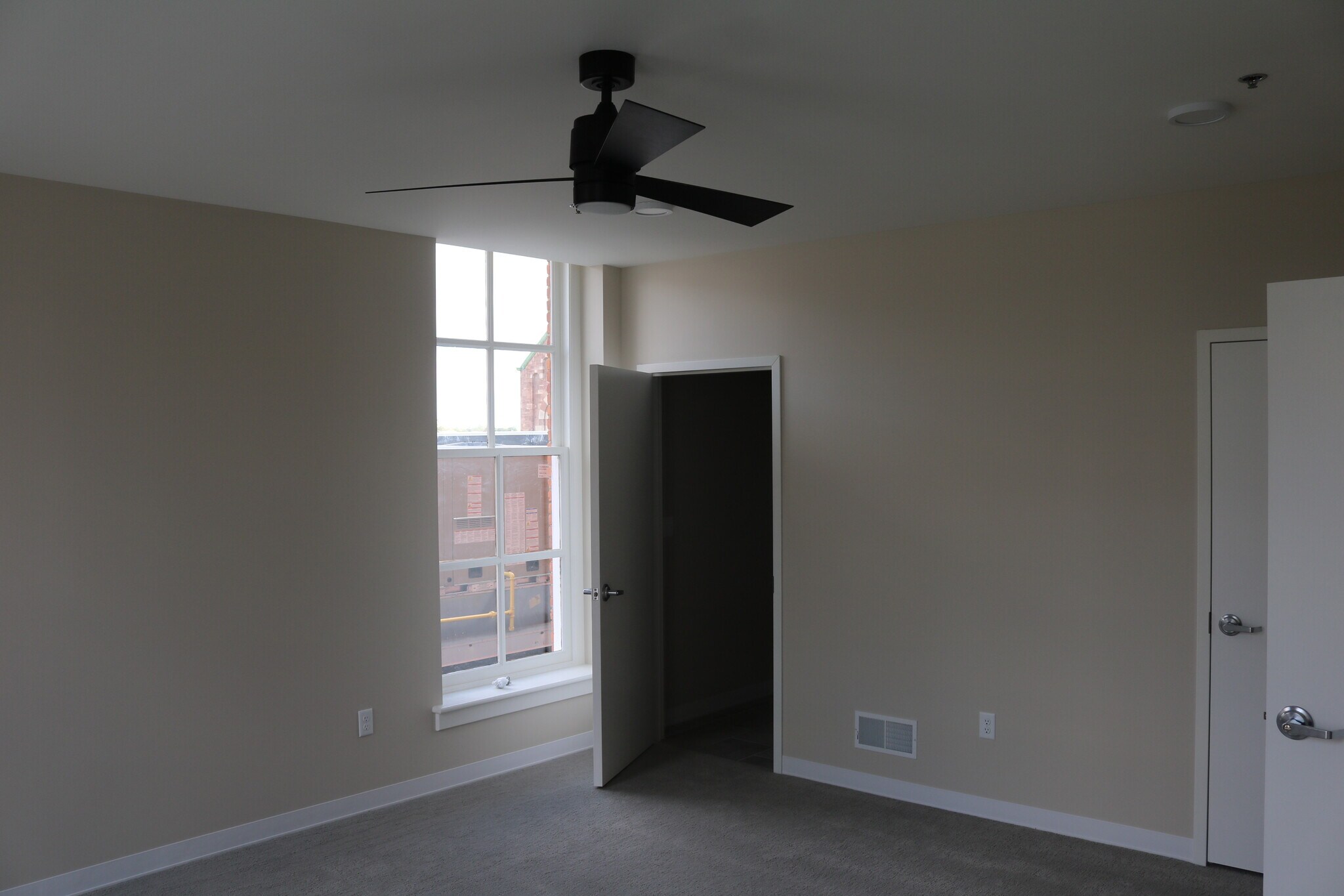 Master Bedroom - 628 Washington St