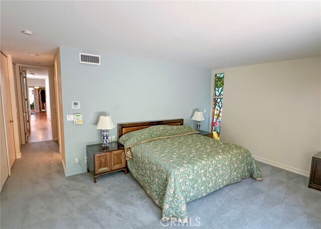 Building Photo - 10781 Lindbrook Dr