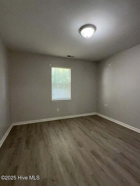 Building Photo - Beautiful 3 Bedroom, 2 Bath Home-3016 E. Windgate Ct.