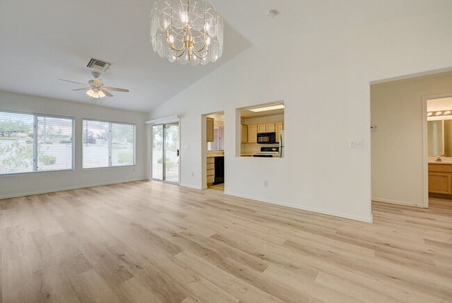 Building Photo - 2613 Breakers Creek Dr