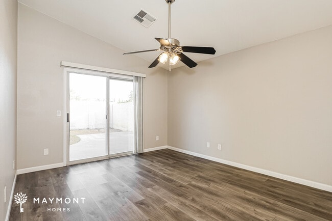 Building Photo - 14411 S 47th Pl