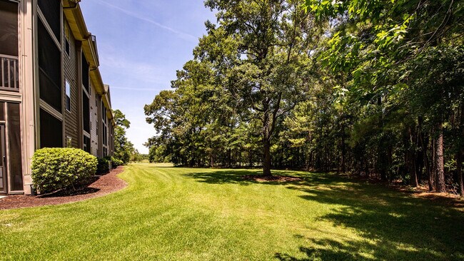 Building Photo - 562 Blue Stem Dr