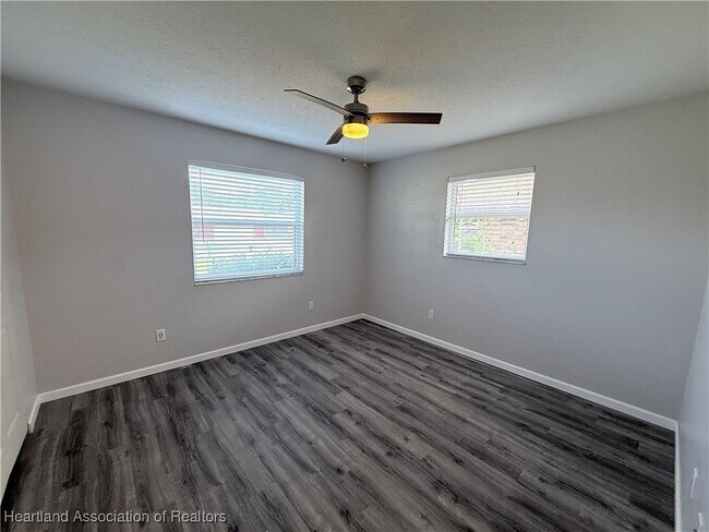Building Photo - 4503 Sebring Ave