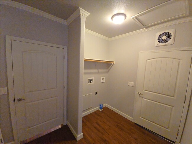 Building Photo - 2607 Virginia Ave