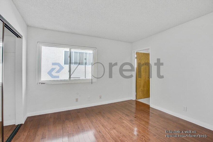 Building Photo - 922 Lincoln Blvd