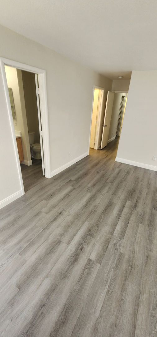 Building Photo - HOUSING CHOICE VOUCHER APPROVED! Spacious Henderson Home with Open Layout & Endless Backyard Pote...