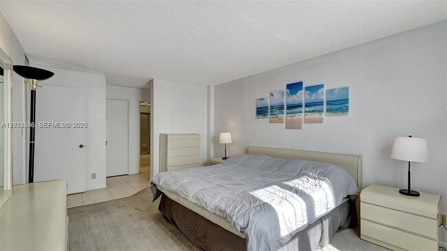 Building Photo - 3015 N Ocean Blvd