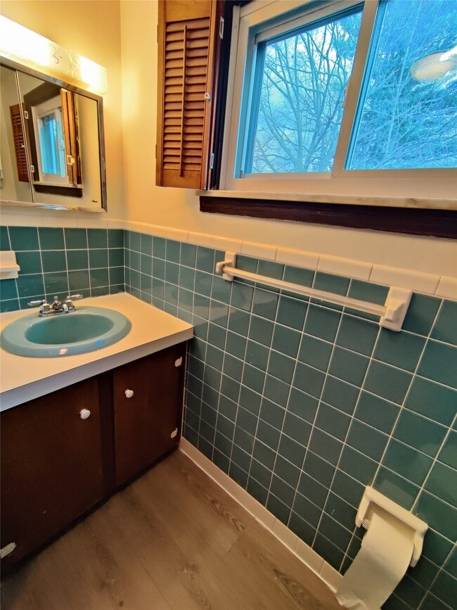 Building Photo - 809 Murray Hill Rd