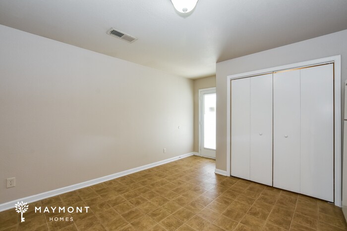 Building Photo - 16765 Wellhouse Dr