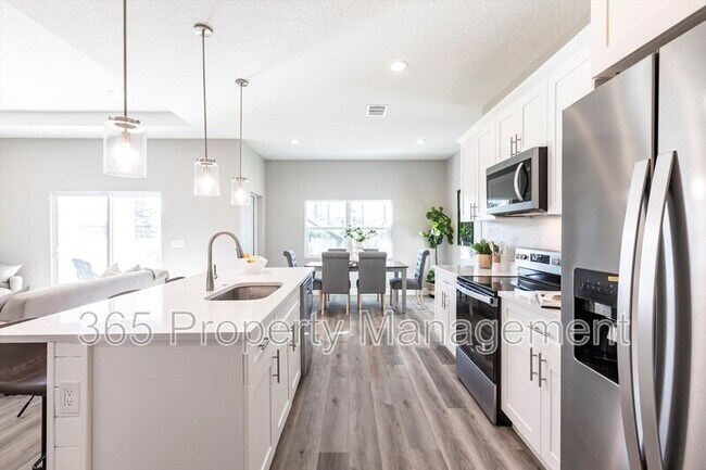 Building Photo - 5534 Fairlane Dr