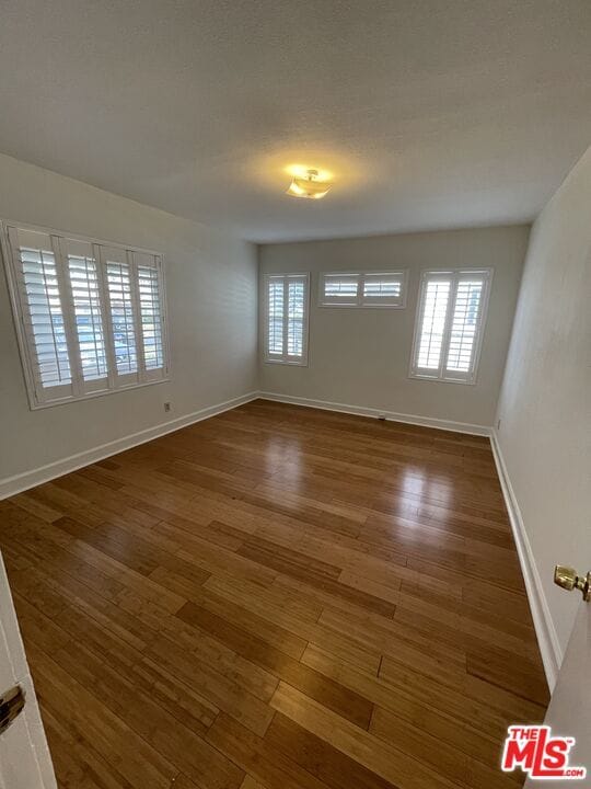 Building Photo - 5028 4th Ave