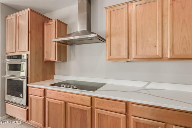 Building Photo - 8854 W Palo Verde Dr