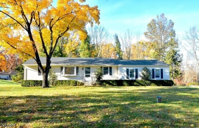 Primary Photo - 154 Old Croton Rd