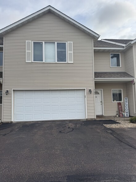 Front View - 2156 Willow Trail