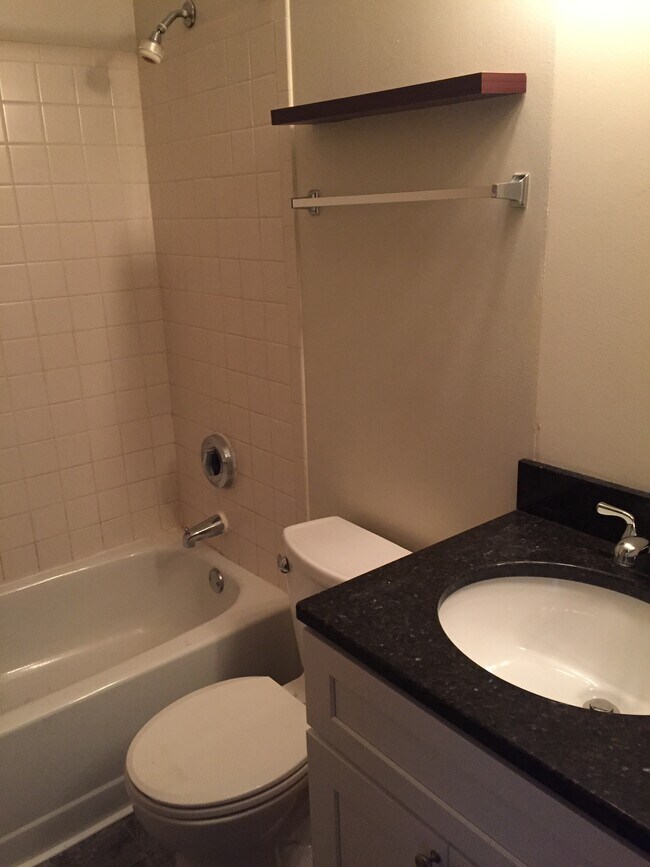 Bathroom 2 - 36 Gant Cir