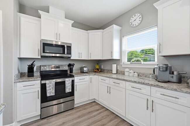 Building Photo - 2331 Hadleigh Hills Ct