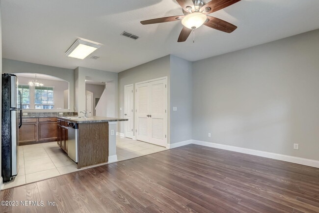Building Photo - 4220 Plantation Oaks Blvd