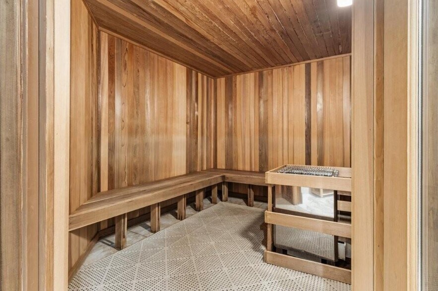 Building Photo - 510 NW 84th Ave