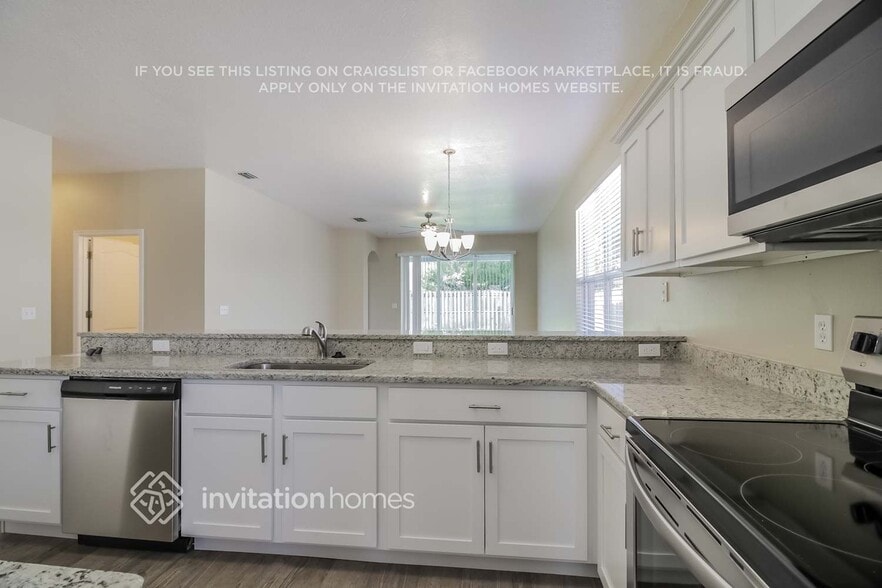 Building Photo - 848 Cherry Valley Way