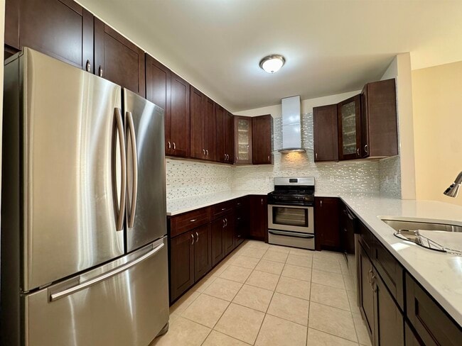 Building Photo - 788 Avenue C