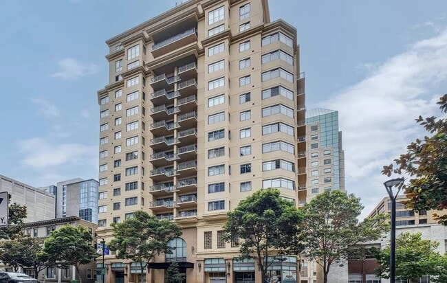 Building Photo - 246 2nd St