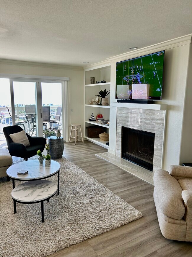 Building Photo - 24432 Alta Vista Dr