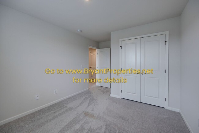 Building Photo - 632 Exmoor Dr