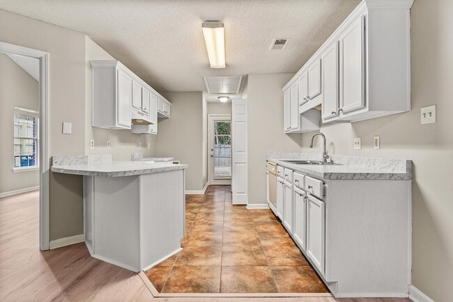 Building Photo - 7016 S Estacada Way