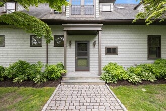 Building Photo - 33 Beacon Hill Rd
