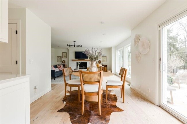 Building Photo - 4 Bedroom 2.5 Bath 2 Car Garage in Quail C...