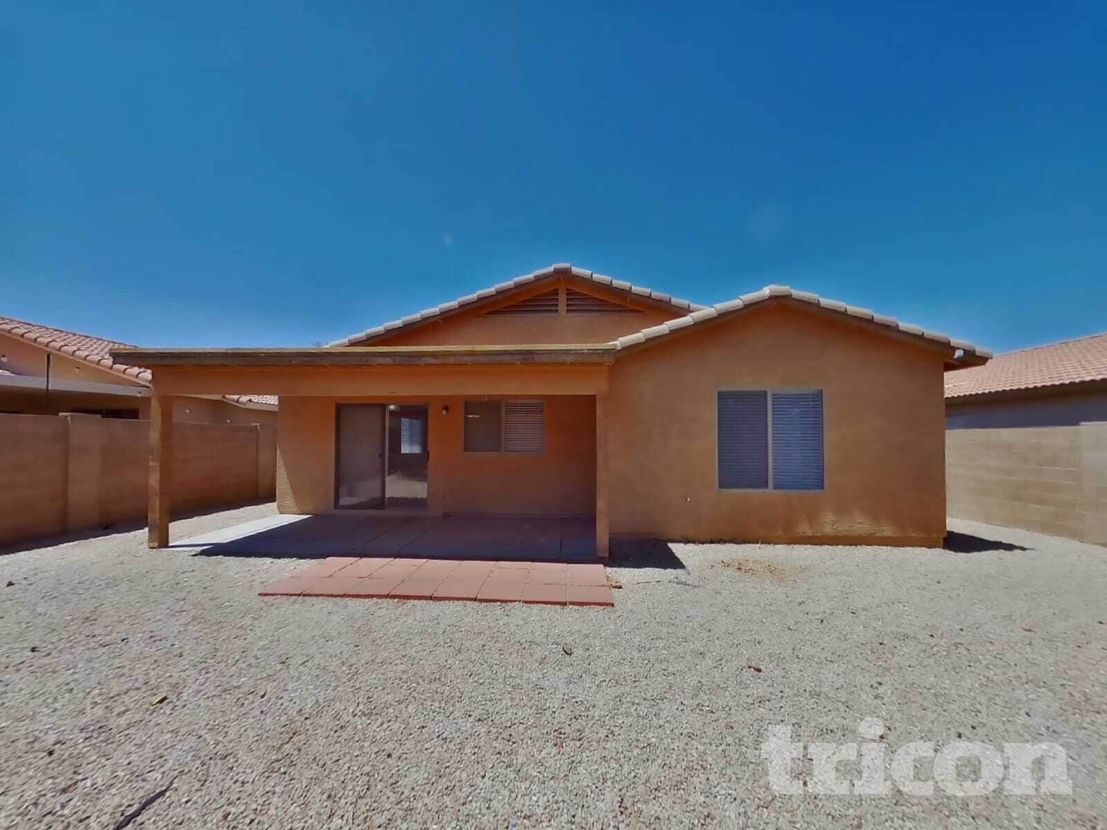 Building Photo - 2013 W Allens Peak Dr