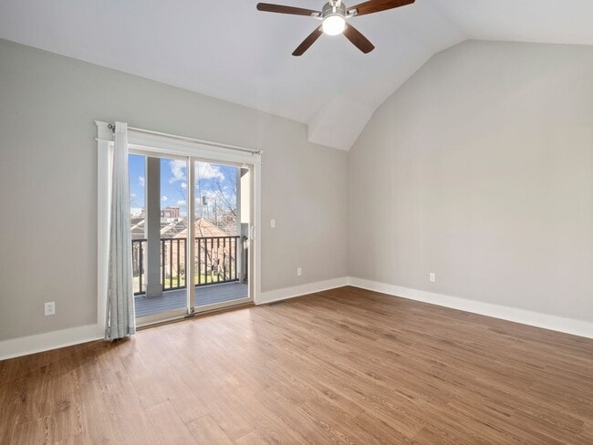 Building Photo - **UPSCALE BUENA VISTA HOME MINUTES FROM GERMANTOWN AND DOWNTOWN NASHVILLE**