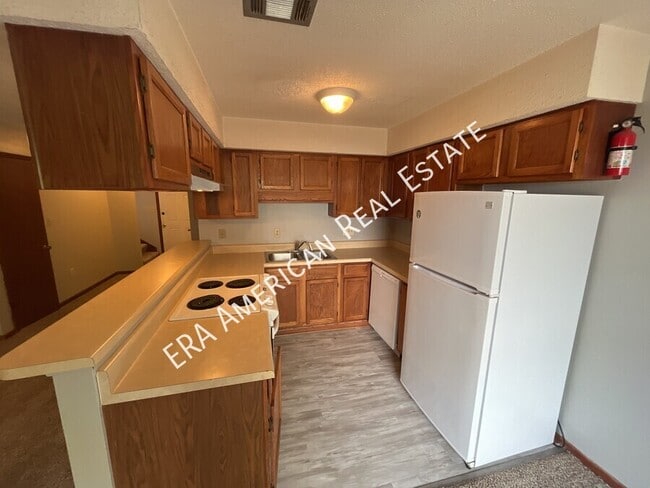 Building Photo - 320 Olympia Ct