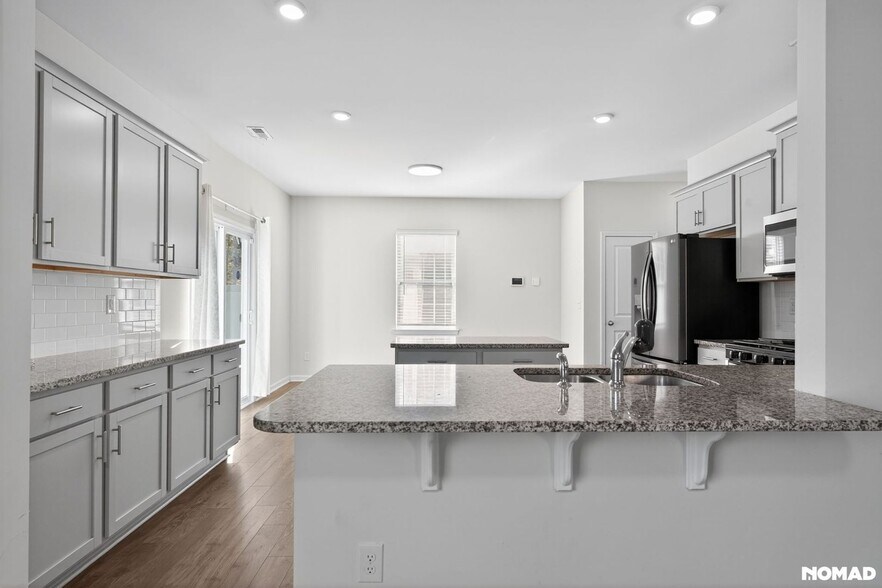 Building Photo - 6208 Ellimar Field Ln