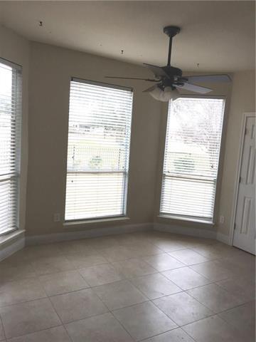 Building Photo - 5208 Lakeland Dr