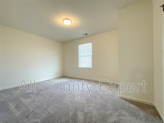 Building Photo - 226 San Marino Wy NW