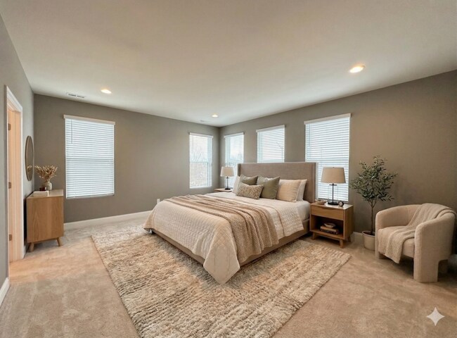 Building Photo - 1234 Coach Sta Aly