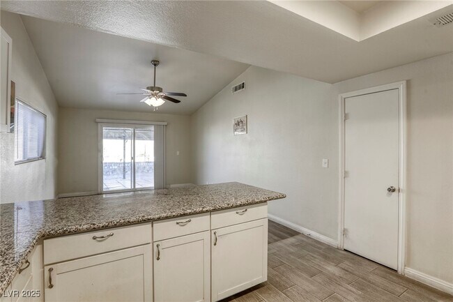 Building Photo - 5132 Springland St