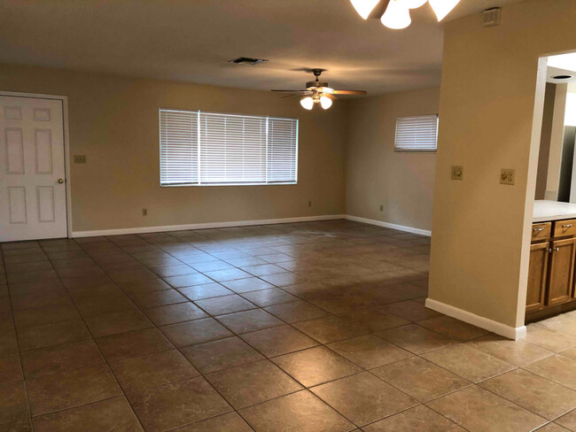 Building Photo - 202 Punta Alta Ct