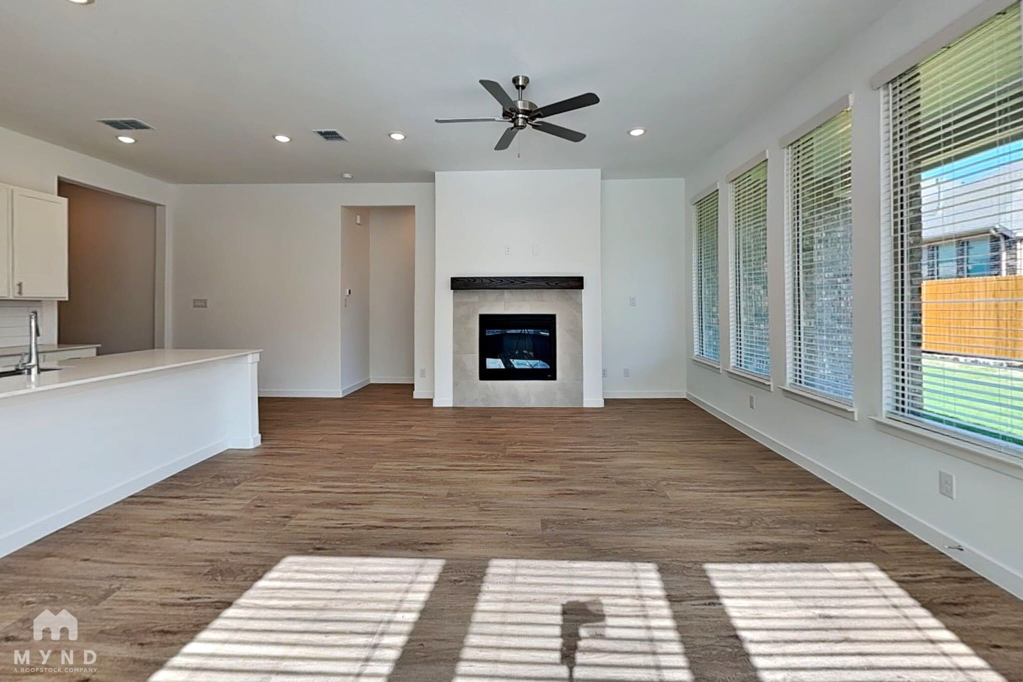 Building Photo - 804 Demelza Dr