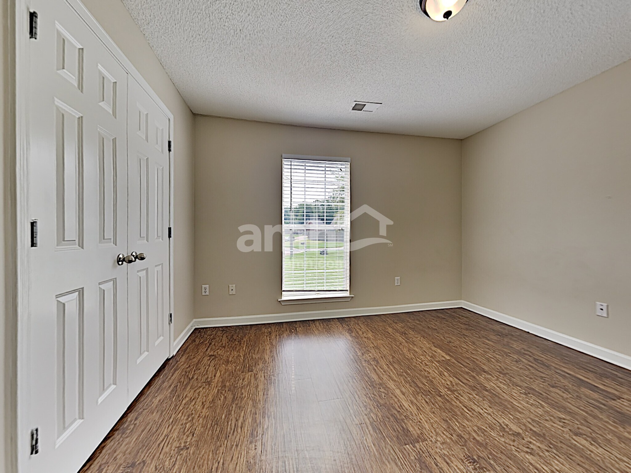 Building Photo - 5961 Appian Way Cv