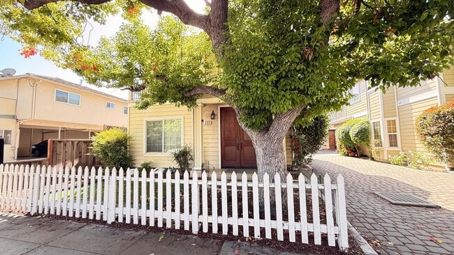 Building Photo - Spacious & Modern 4 Bedroom Home in Prime San Jose Location!
