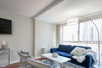 Building Photo - 922 24th St NW