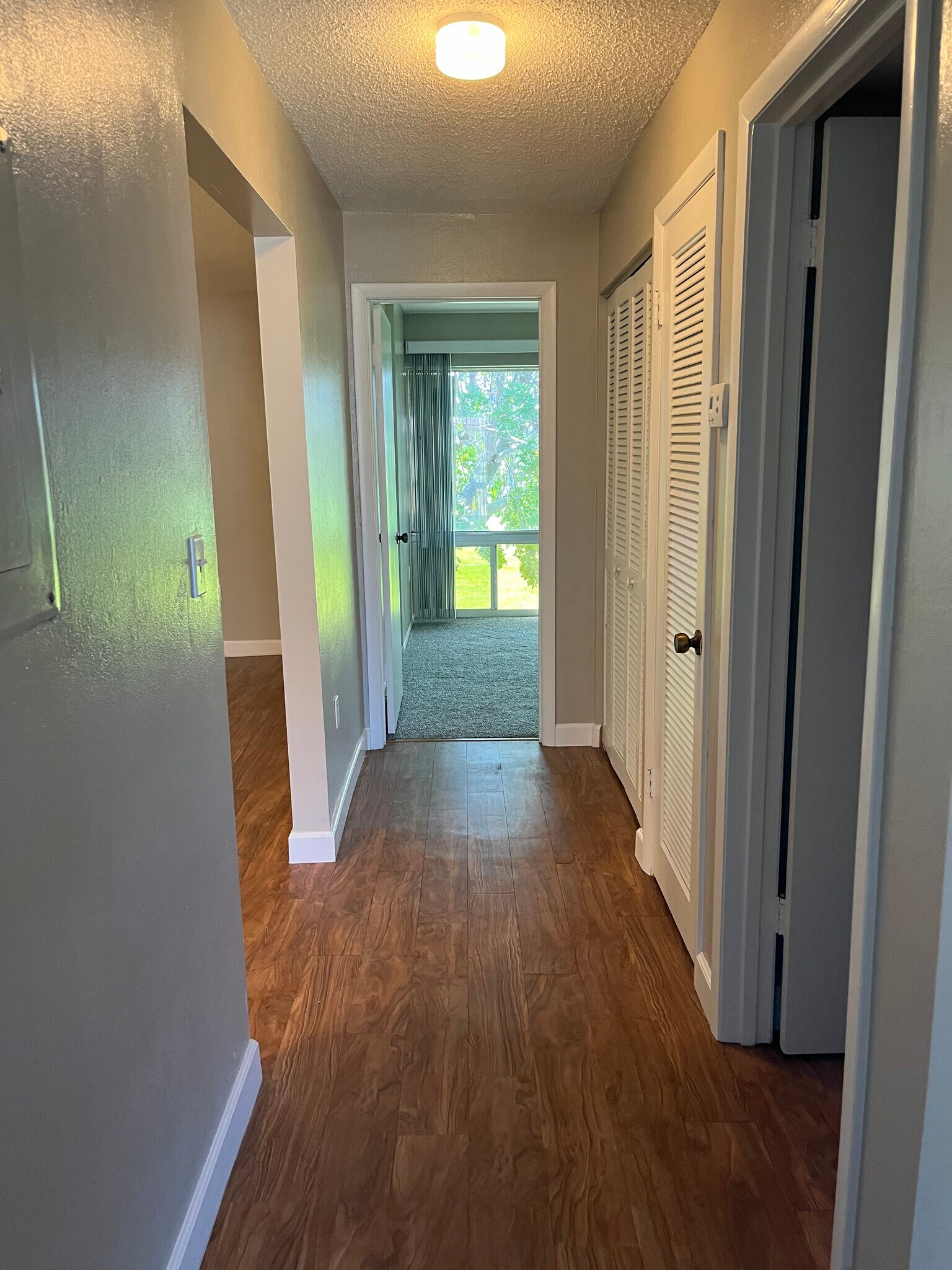 Building Photo - 2504 Bogey Ln