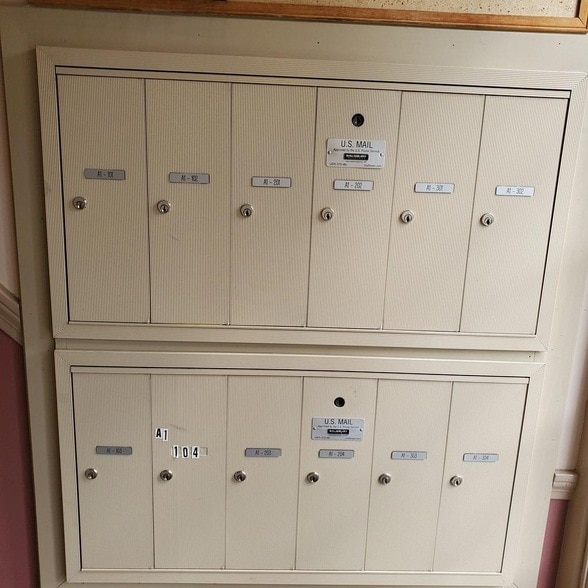 Building Photo - 1810-18A1 National Rd